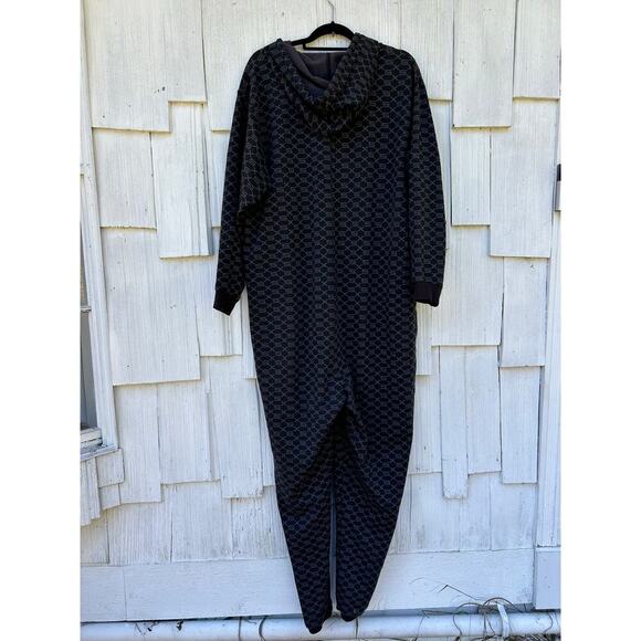 Savage X Fenty Forever Savage Hooded Black Monogram Zip Front Onesie Size 1X - Picture 8 of 9